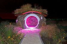 Noc w Ogrodzie - Ogród LATO - kładka do domku Hobbitów  - lipiec 2013